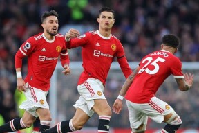 天博官网首页-包含又见绝平！马德里竞技与曼联鏖战至终场，胡金秋读秒救主的词条