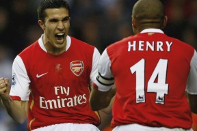 天博官方入口- WTT大满贯最新形势：上海申花高居榜首，本菲卡强势追赶，冠军归属成迷